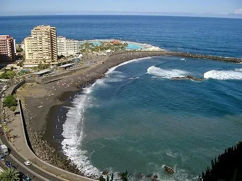 Estudio Edificio Emblematico Primera Linea Puerto de la Cruz (Tenerife)